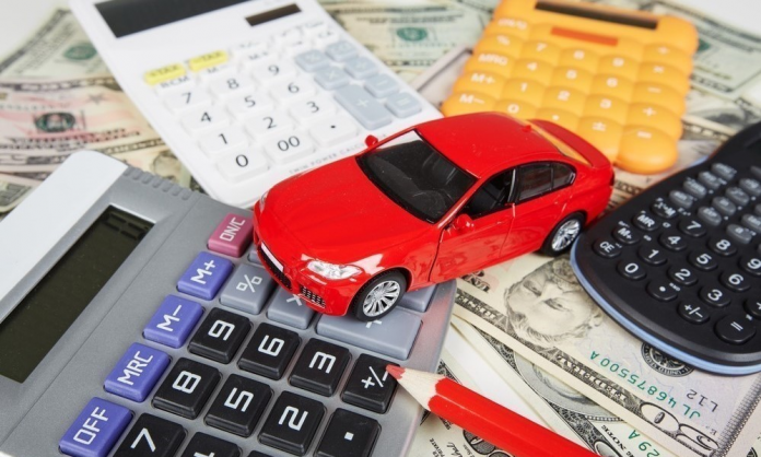 5 tips to save money on your car expenses: