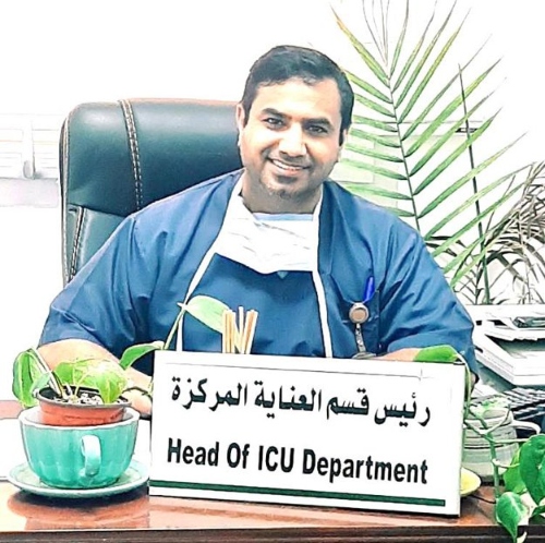 Pakistani Doctor Praised By Saudi Arabia For Leading Fight Against COVID-19