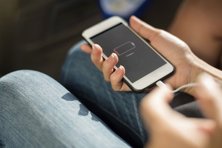 Smartphones Overheating due to charge