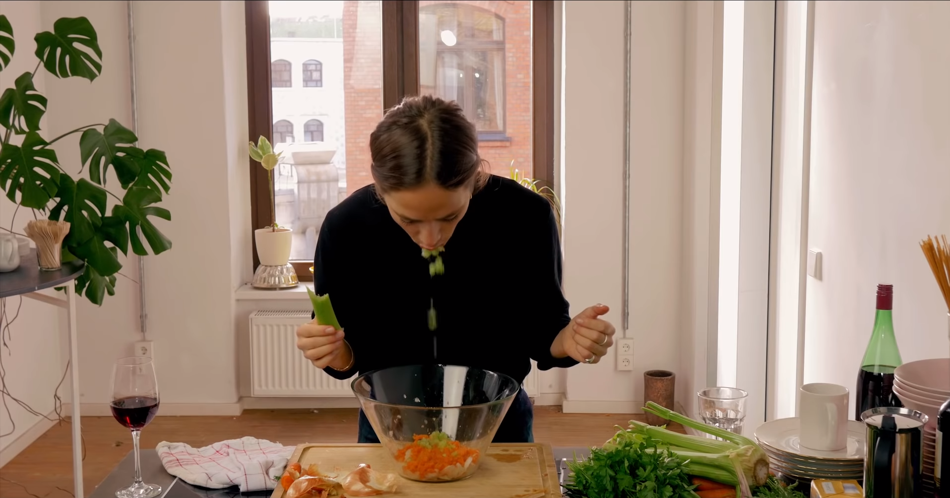 woman cook food