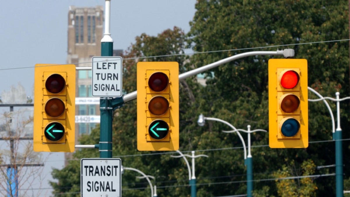 Signals and Driver mistakes