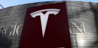 Tesla Partners up with Samsung for 5nm chips