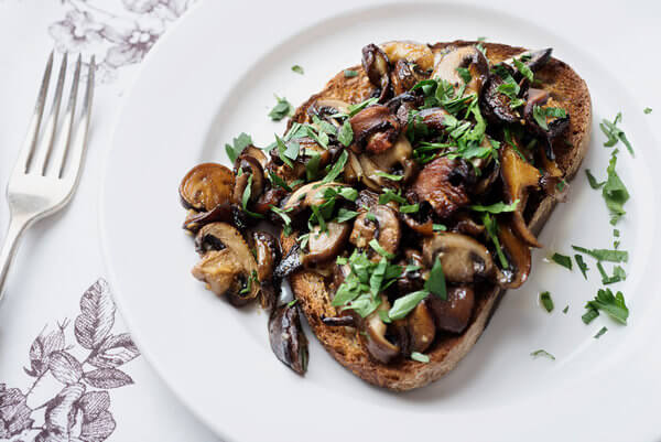 garlic mushroom toast