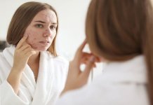 foods damage skin