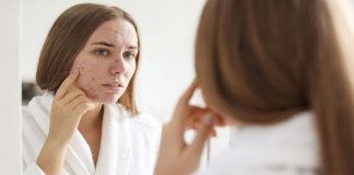 foods damage skin