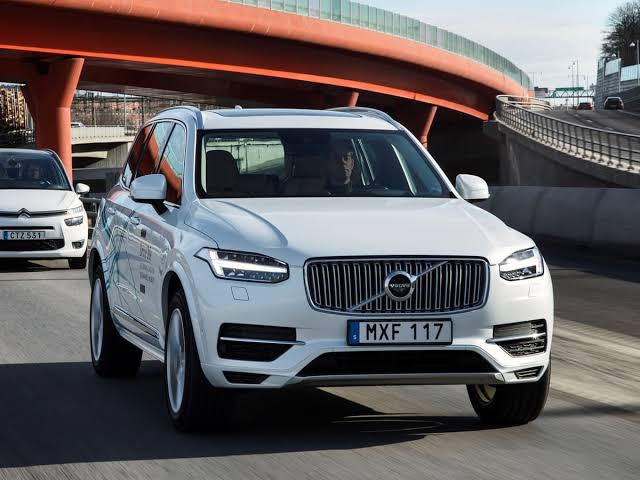 Volvo cars to go electric