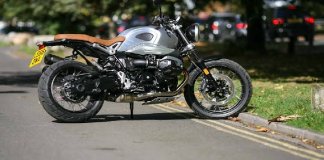 BMW r12 bike