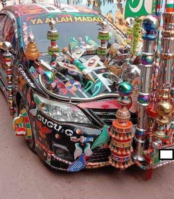 Amazing traditional truck art on Corolla