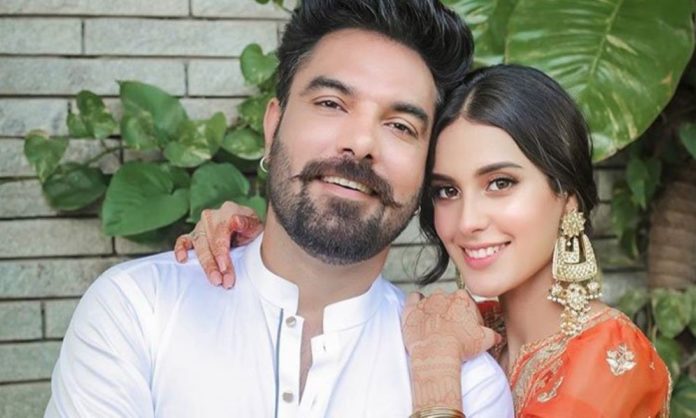 Yasir Hussain & Iqra Aziz Finally Announce The News Of Becoming Parents
