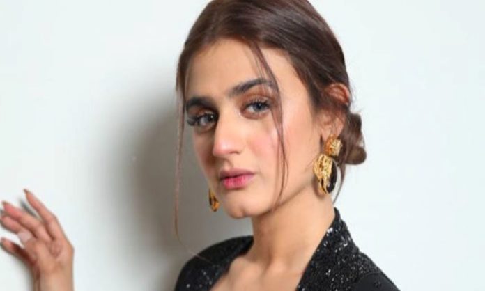 Hira Mani Along With Her Kids Were Robbed At Gunpoint In Front Of Their House