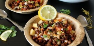 7 Mouth-Watering Chana Chaat Recipes That You'll Love