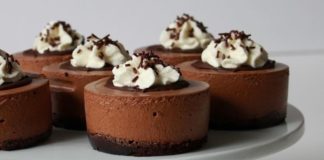 5 Ways To Make Eggless Chocolate Mousse