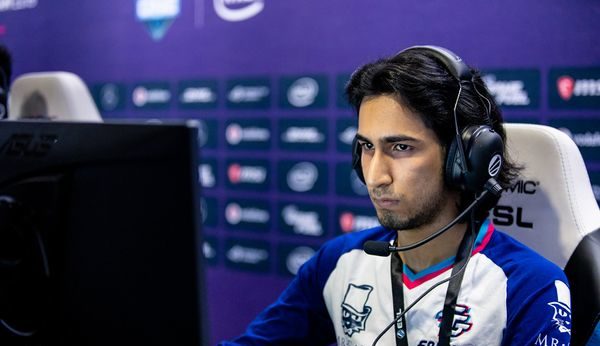 yawar and pakistani gamers in dota