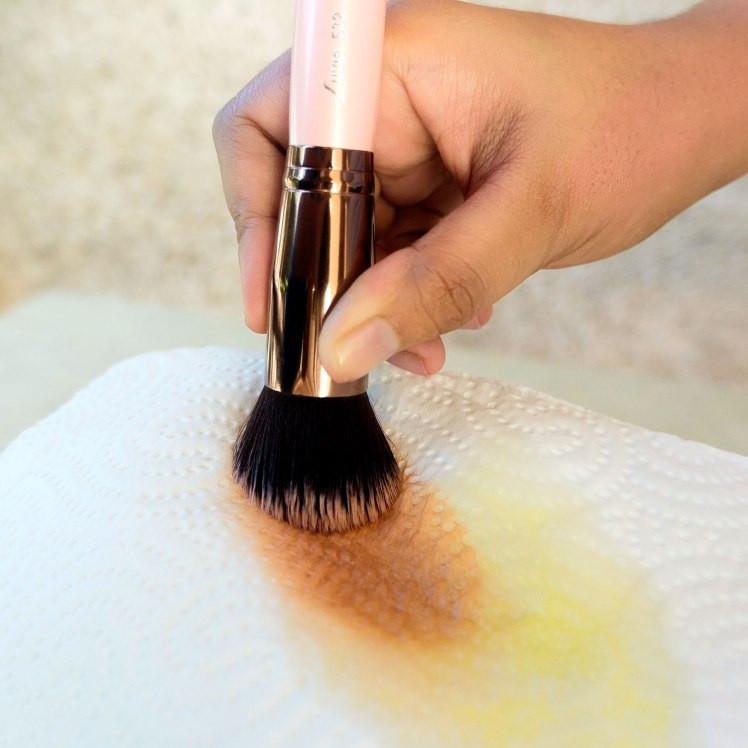 5 Ways To Clean Your Makeup Brushes Without Any Hassle