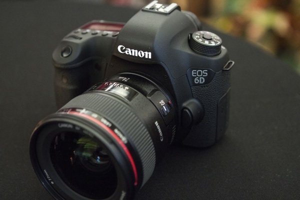 canon full-frame cheapest camera