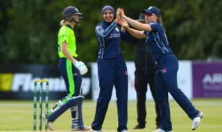 hijabi cricketer