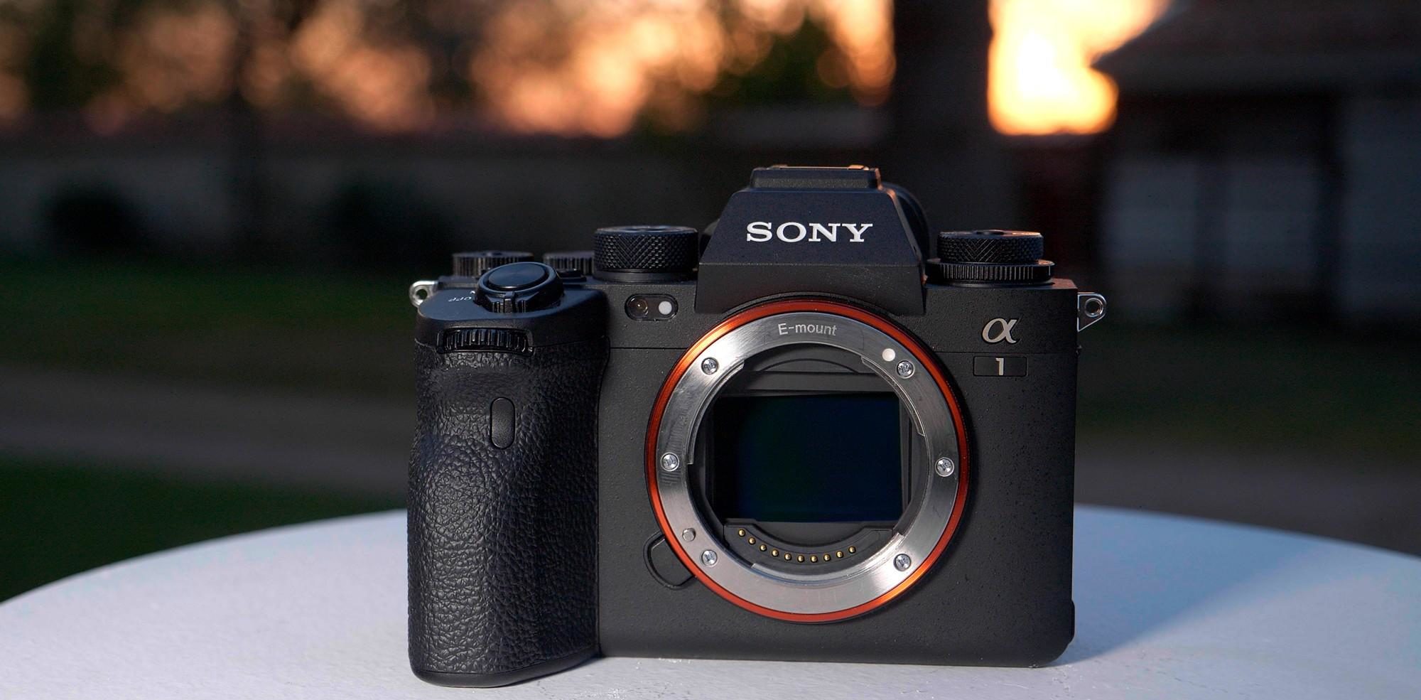DSLR camera and replaced by Mirrorless