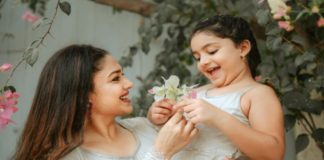 sanam jung teaching daughter Quran