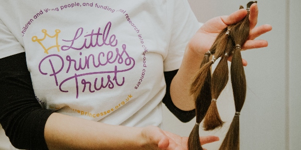 pakistani woman virginia most hair donated guinness record