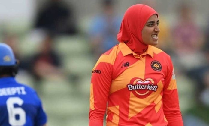 hijabi cricketer