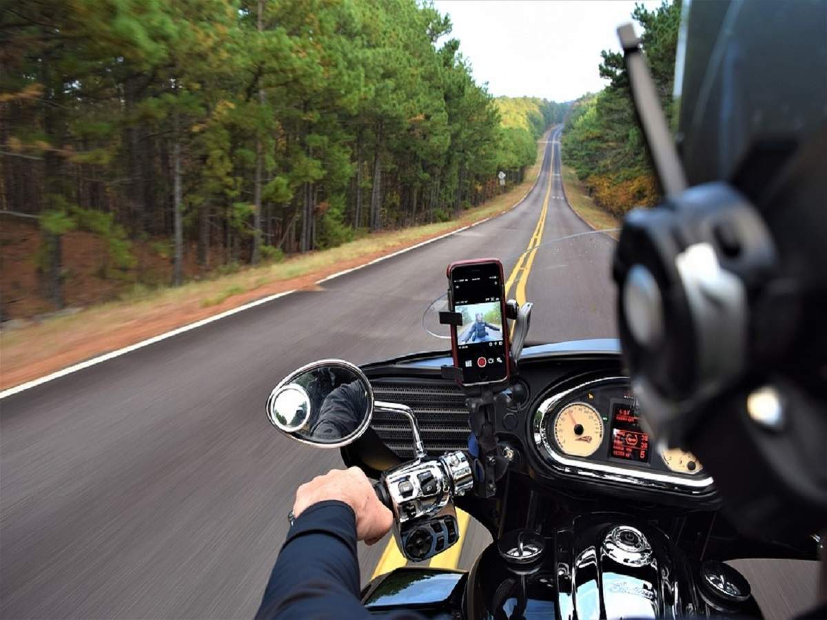 motorcycles and apple issuing warning 