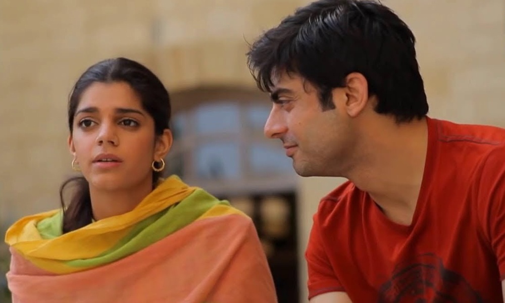 zindagi gulzar hai