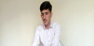 Pakistani Student smart shoes