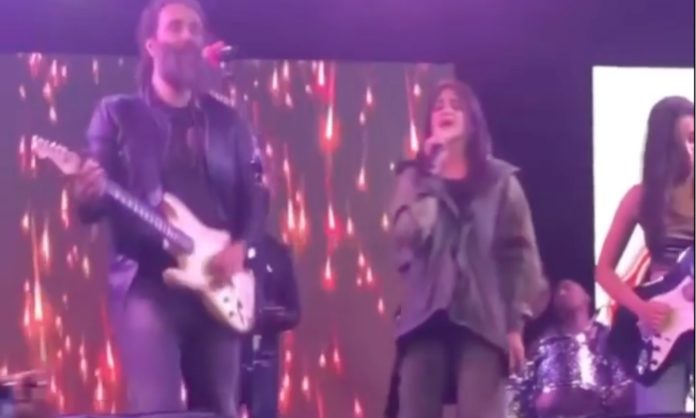 hira mani trolled singing noori concert