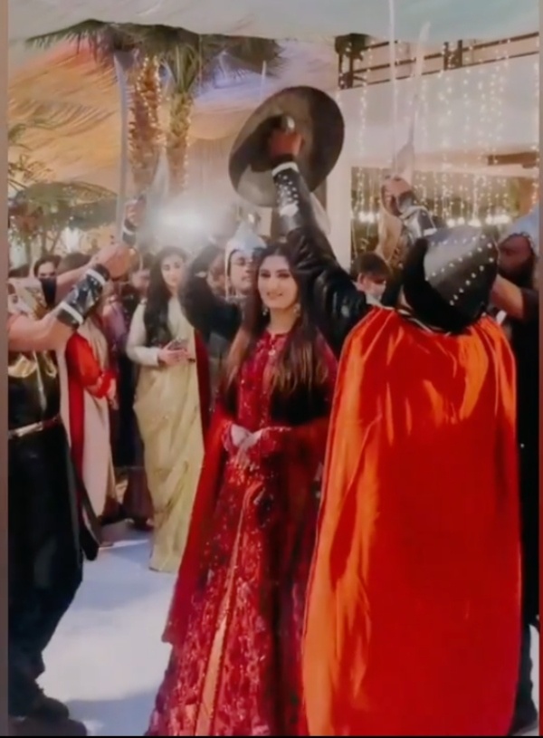 bride ertugrul entry