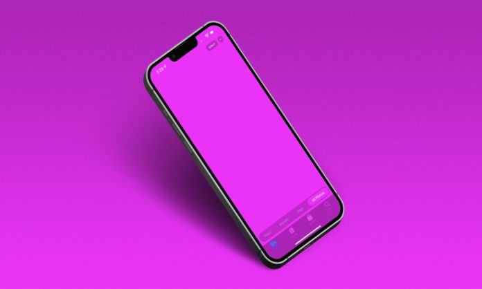 iphone 13 displays pink