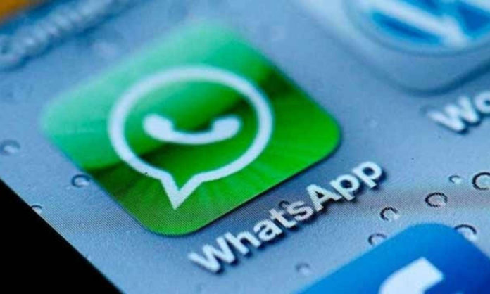 whatsapp three blue ticks for screenshot