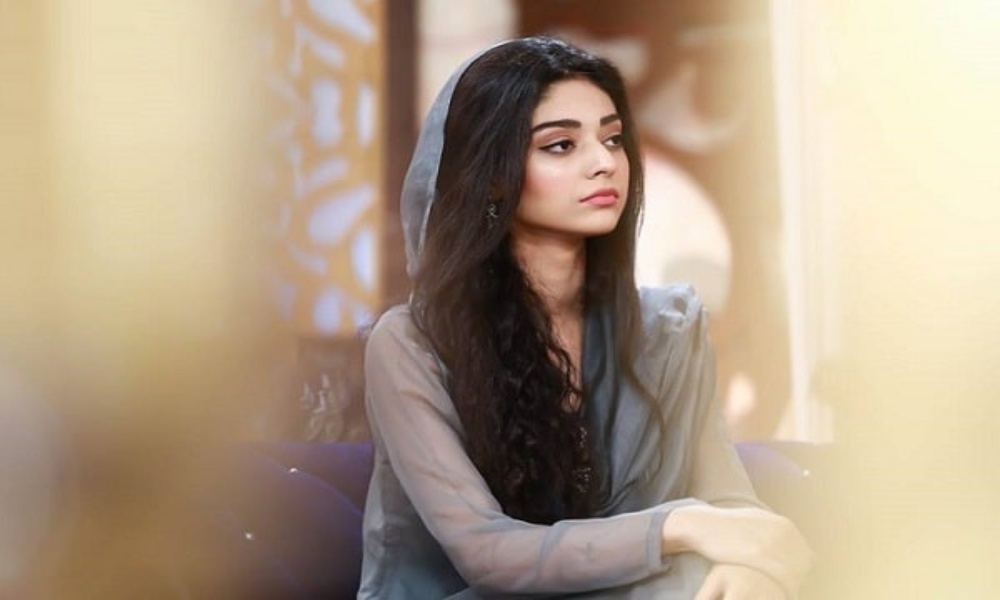 This Pakistani Drama Clip Shaming 'Curly Hair' Is Appalling This Pakistani Drama Clip Shaming 'Curly Hair' Is Appalling