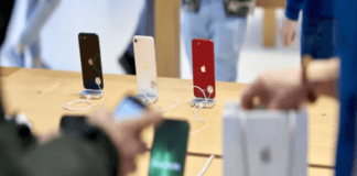 apple subscription iphones