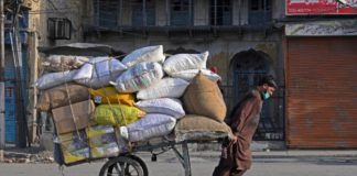 globally inflation pakistan