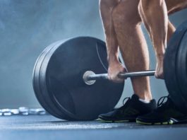Here's How Lifting Weights May Help You Live Longer
