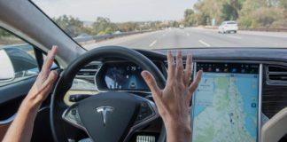 women driverless cars