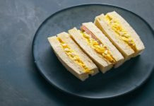 quick easy egg sandwich