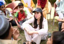 Pakistani Celebrities Who Have Actively Participated In Volunteer Work