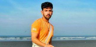 Makeup Artist Exposes Pakistani Actress Who Mistreated Him