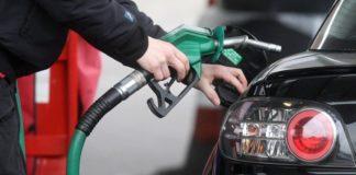 Here's Why Petrol-Powered Vehicles Will Stay For Longer