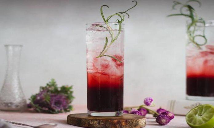 5 Cherry Cocktails You Can Make This Season
