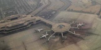 CAA Announces Karachi Airport's Runway Closure Due To Cracks