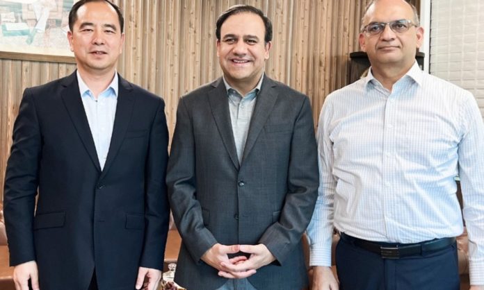 Zong’s CEO Mr. Huo Junli Reaffirms Pledge To Invest In Pakistan’s Digital Future In Inaugural Meeting With Federal Minister Of IT & Telecommunication Dr. Umar Saif