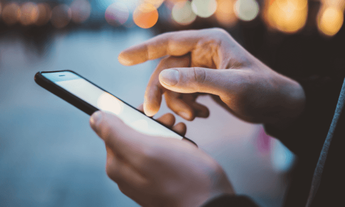 using smartphones in rain