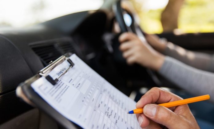 Driving License and getting one renewed in Pakistan