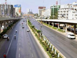 Roads in Karachi for speed