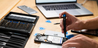 phone repair and fixing