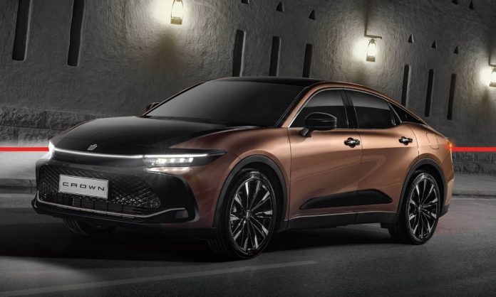 Toyota crown sedan revealed