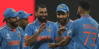 india-steamroll-sri-lanka-secure-semifinal-spot-in-world-cup-2023