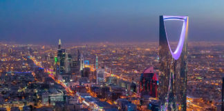Saudi Arabia going to open alcohol store in 70 years